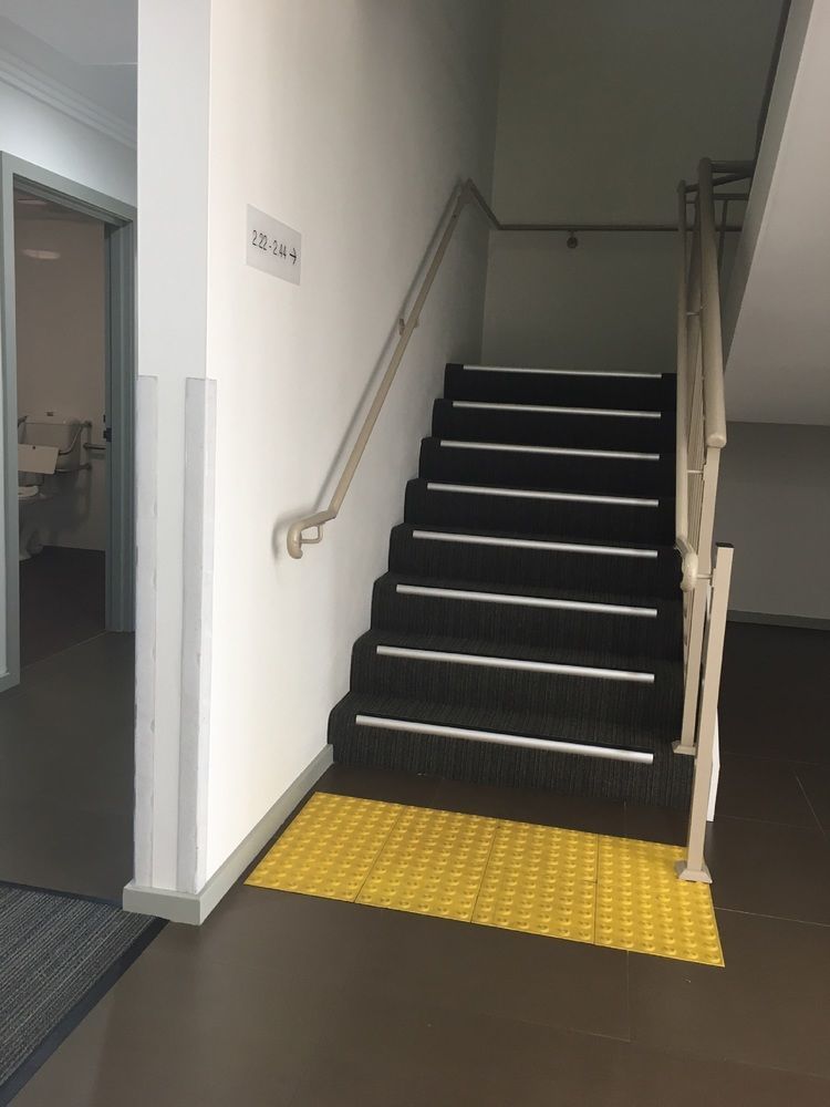 Value Suites Penrith Exteriör bild